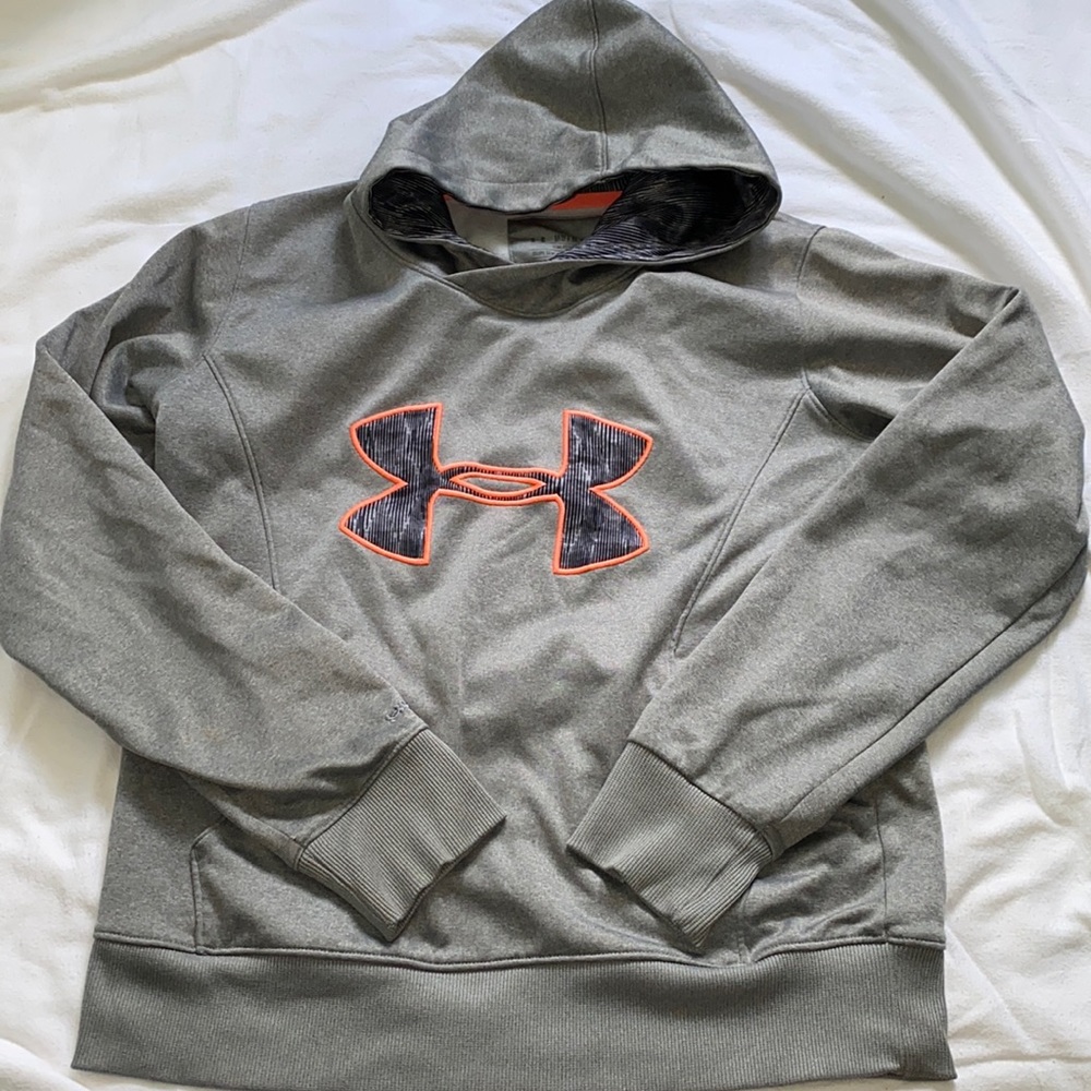 Women’s Under Armor hoodie